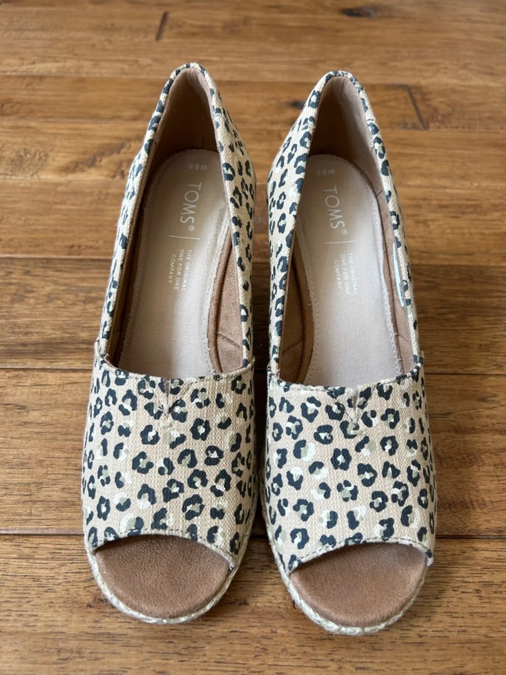 Toms Michelle Espadrille Wedge Heel Sandals Natural Textured Cheetah 8.5 New